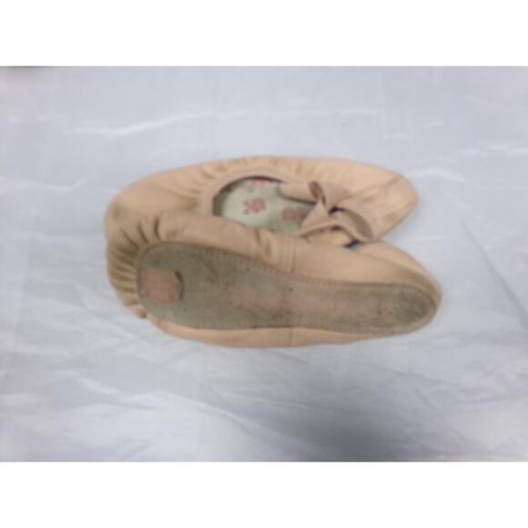 Dance Ballet Shoes SoDanca Toddler 13.5A Pull On Leather Single Strap Full Sole - Picture 2 of 2